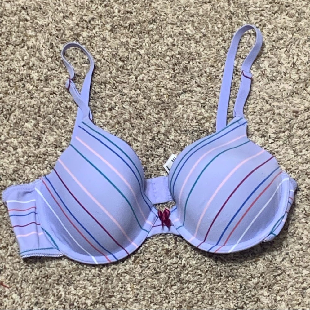 Women’s Maidenform Size 34C Lightly Lined Underwire Striped Bra